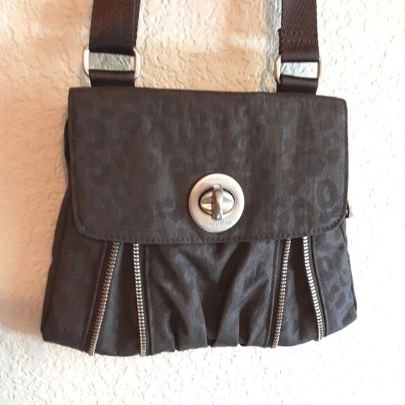 Baggallini NEW Tokyo Mini Brown Leopard Print Zipper Chrome Turn-Lock Crossbody - Picture 1 of 12